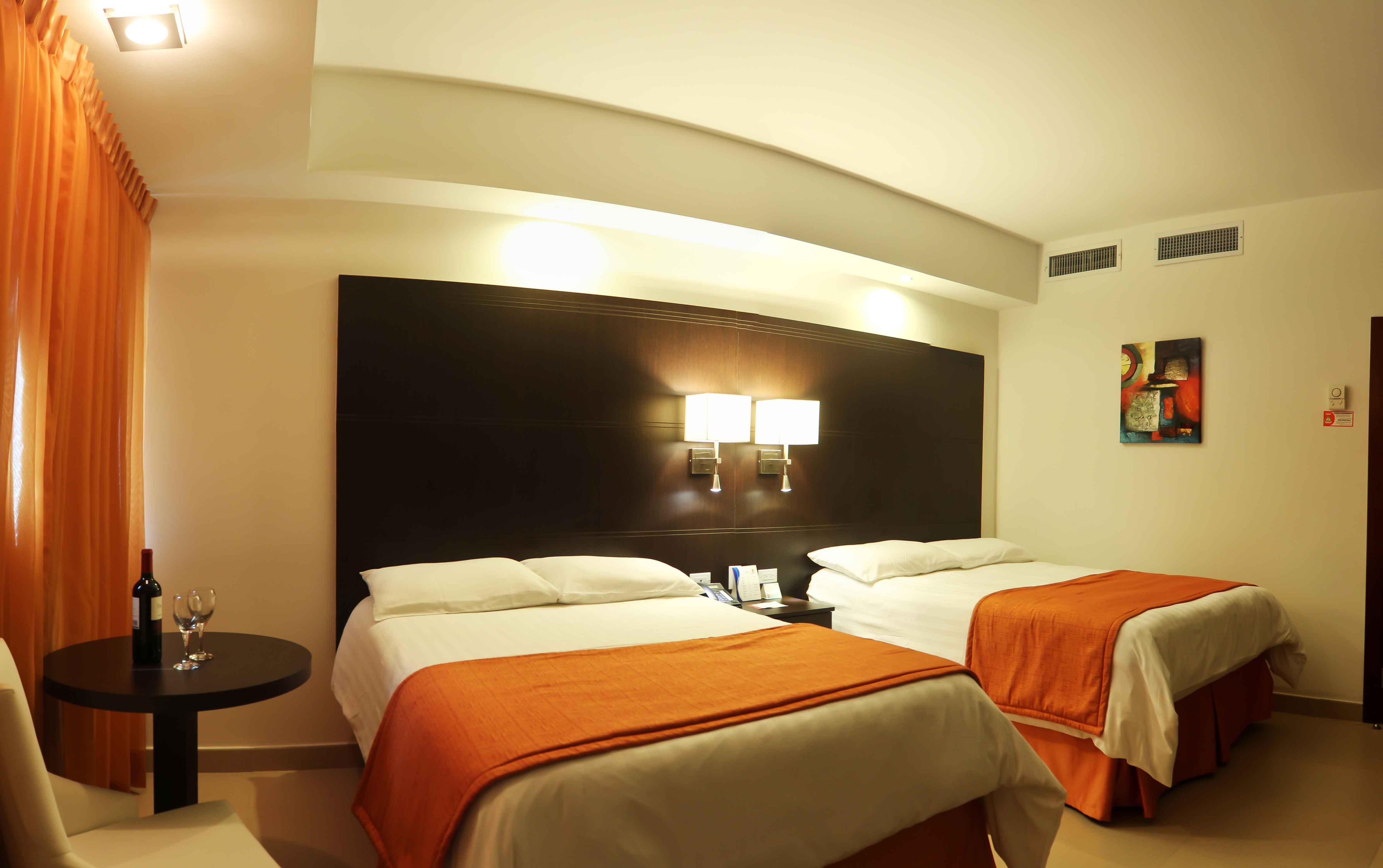 Hotel Faranda Express Soloy And Casino, A Member Of Radisson Individuals Панама Сити Екстериор снимка