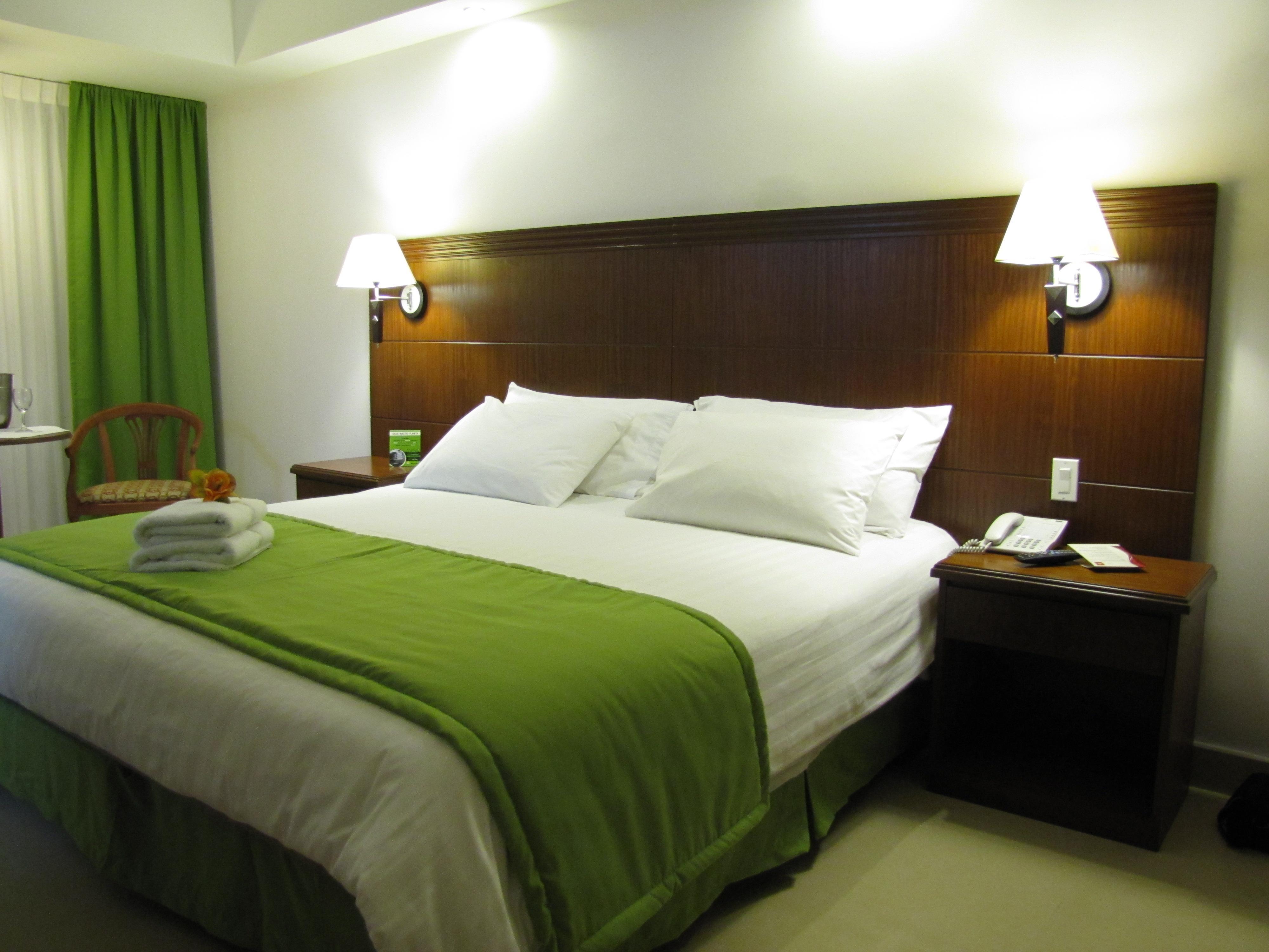 Hotel Faranda Express Soloy And Casino, A Member Of Radisson Individuals Панама Сити Екстериор снимка