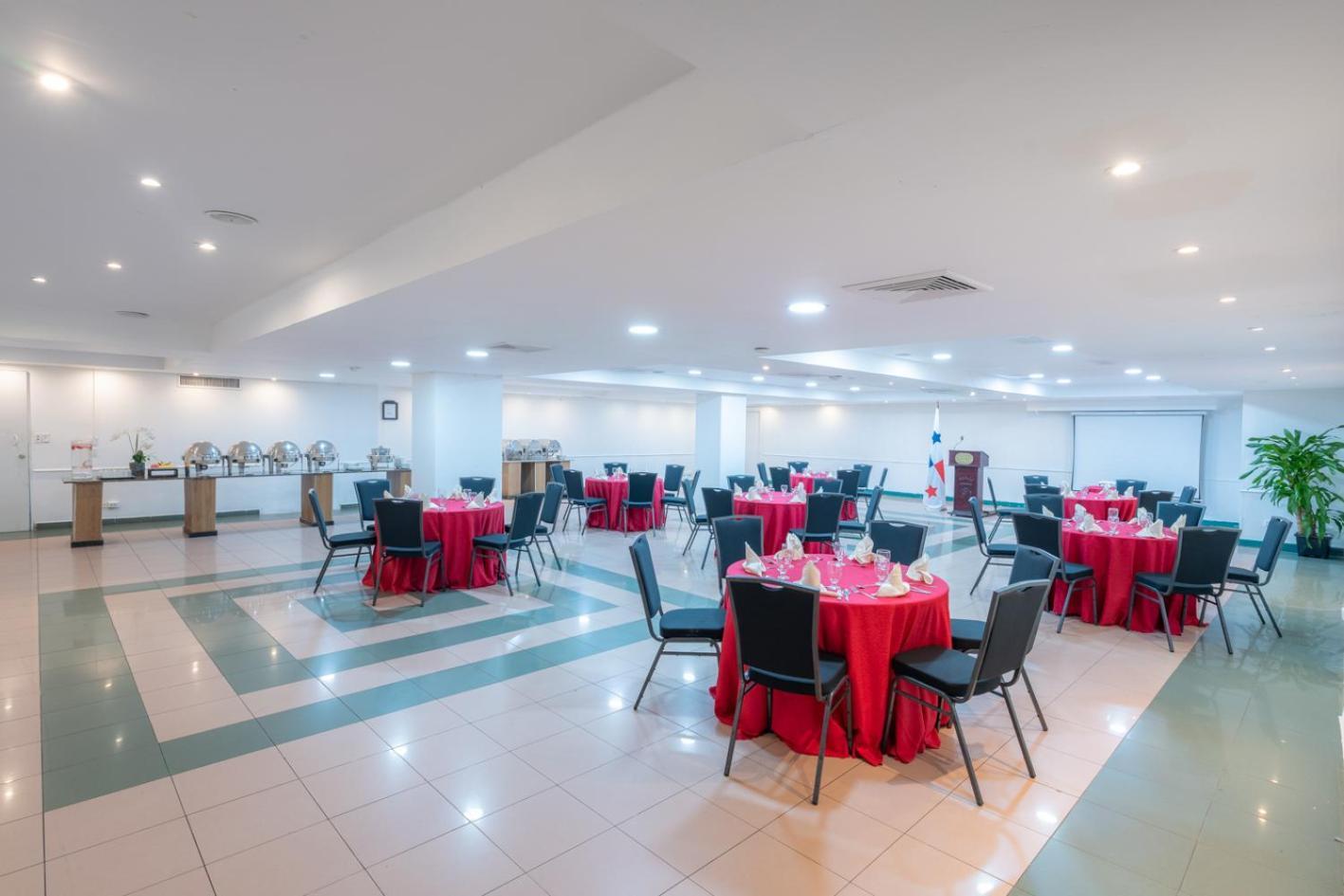 Hotel Faranda Express Soloy And Casino, A Member Of Radisson Individuals Панама Сити Екстериор снимка