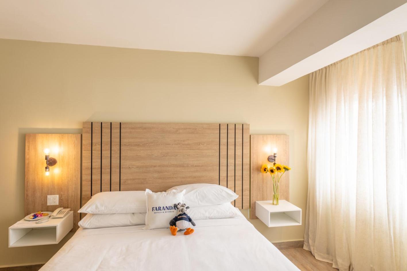 Hotel Faranda Express Soloy And Casino, A Member Of Radisson Individuals Панама Сити Екстериор снимка